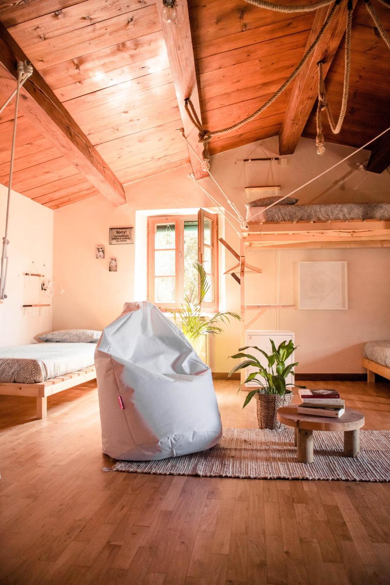 Social Garden - Sharing Room Calci Exterior photo